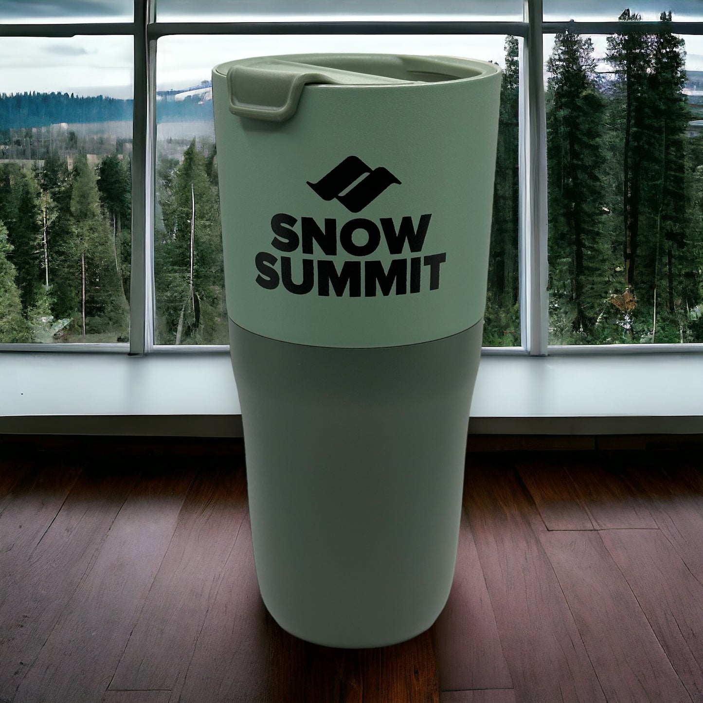 Snow Summit 26oz two tone Tumbler that is Vacuum sealed and Insulated with flip lid